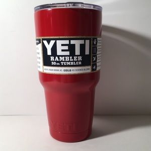 YETI Rambler Tumbler Red 30 oz Powder Coated NWT!